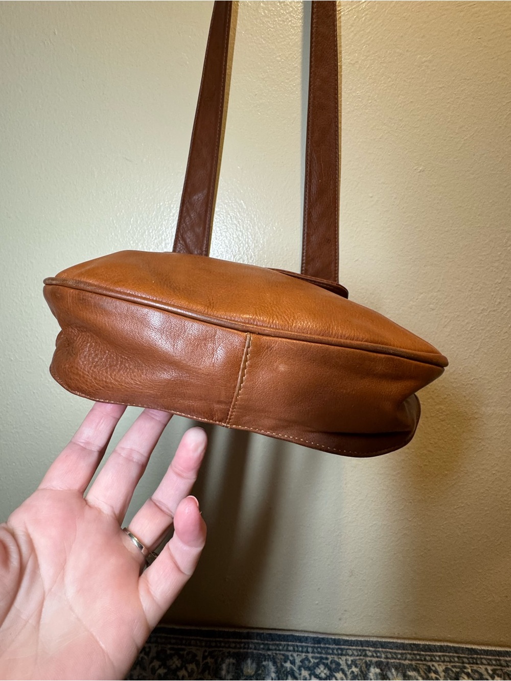 TravelSmith tan leather-trimmed black tote - Picture 3 of 11
